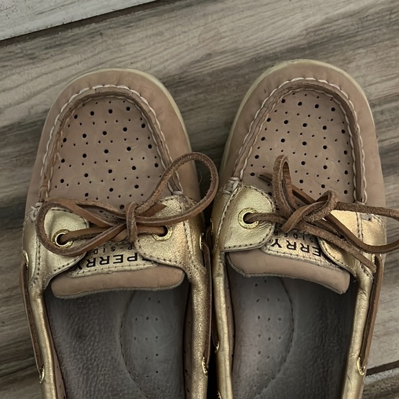 Sperry women’s boat shoes - Picture 4 of 5